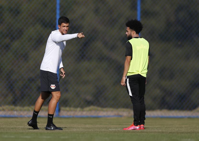 Barbieri projeta confronto com o Ceará